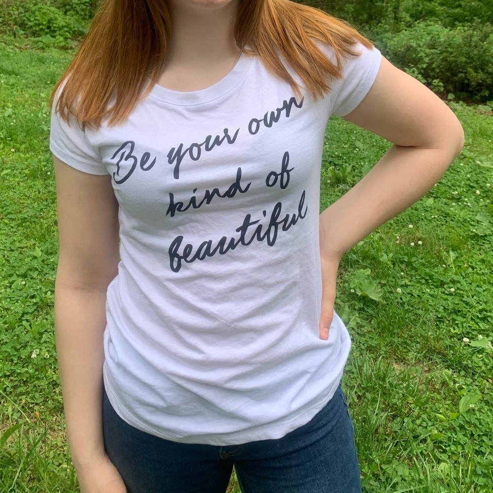 White t-shirt